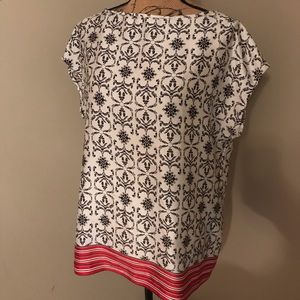 Liz Claiborne size large cap sleeve blouse